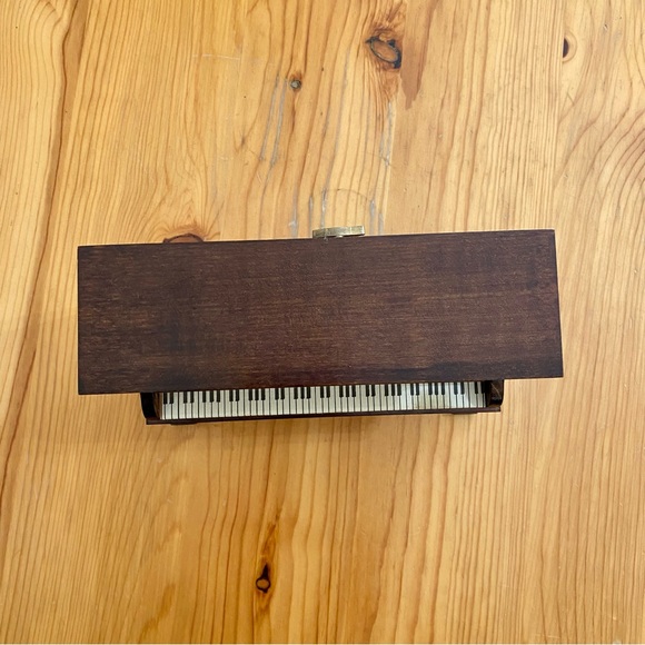 Vintage Upright Piano Music Box Reuge Swiss Musical The Entertainer Miniature - Picture 7 of 10